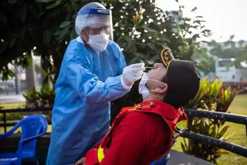 Se tomaron pruebas de detección de anticuerpos (prueba rápida), antigénica o molecular de acuerdo con indicación médica. Foto: ANDINA/MML.