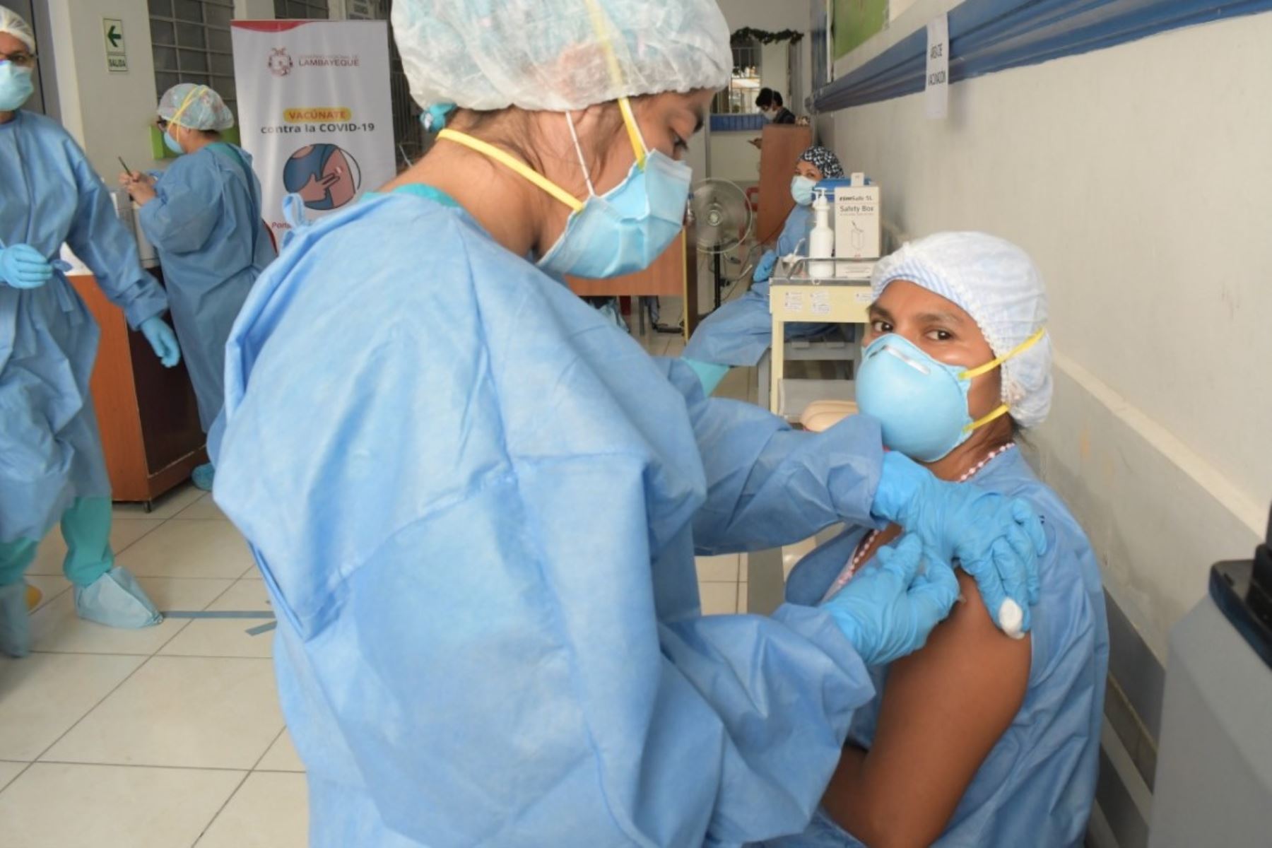 Primera jornada de vacunación contra el covid-19 en la región Lambayeque. Foto: ANDINA/Difusión
