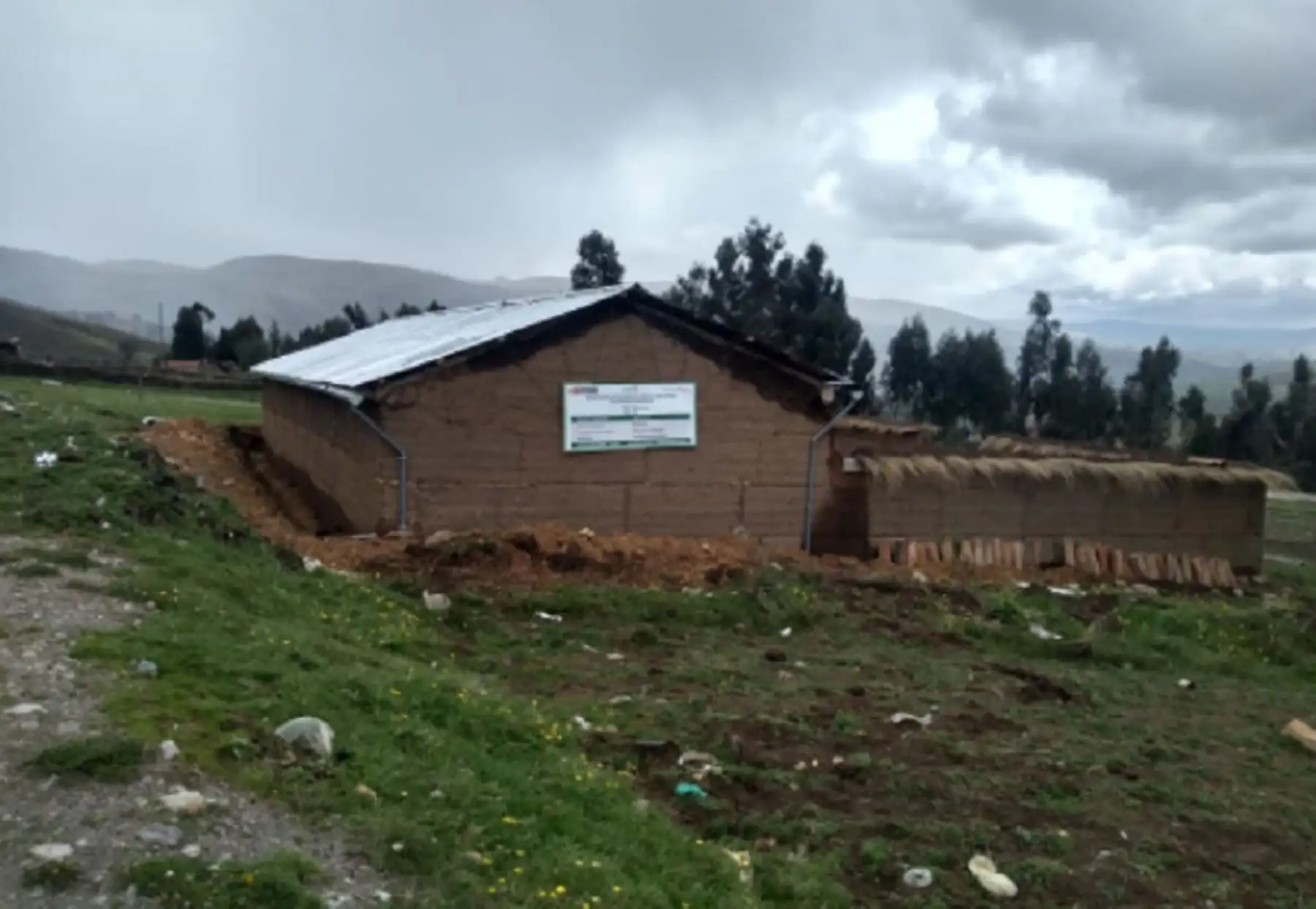 Más de 19,000 cabezas de ganado vienen siendo protegidas en 190 módulos para resguardo (cobertizos) construidos por el Ministerio de Desarrollo Agrario y Riego (Midagri), a través de Agro Rural, en el ámbito del departamento de Junín.