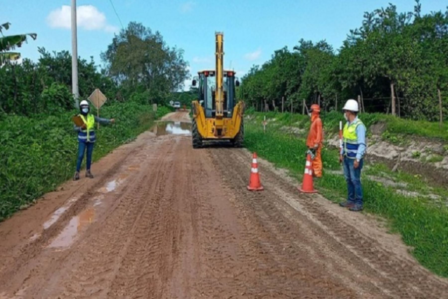 Huancavelica: intervienen más de 390 kilómetros de vías mediante programa Proregión