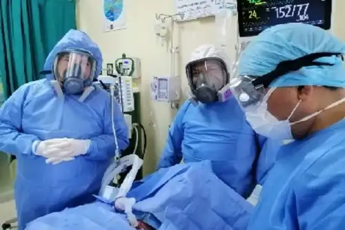 Con la realización de este procedimiento se demostró que todo el personal de emergencia y cuidados críticos se encuentra capacitado para realizar este tipo de intervenciones.