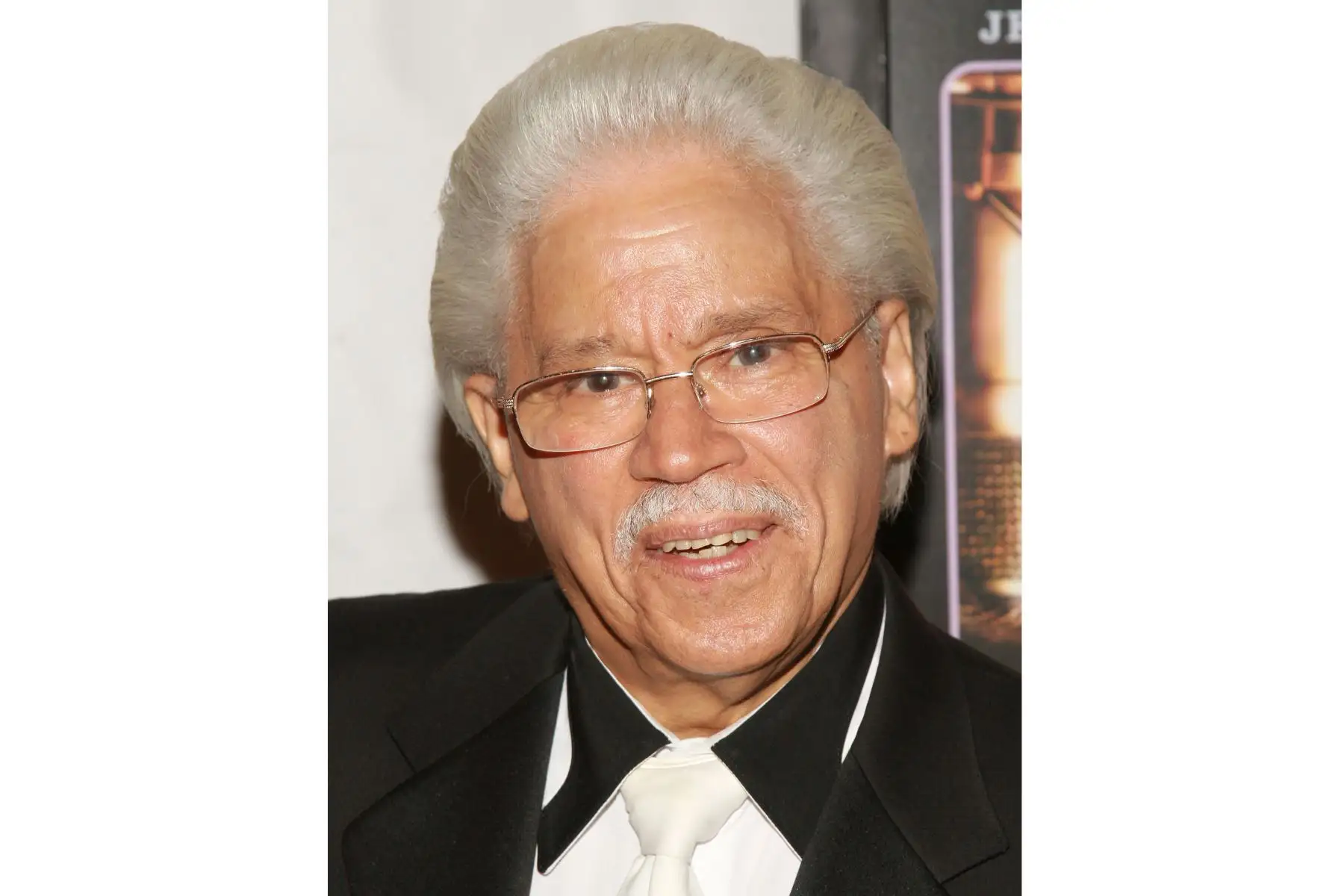 El músico Johnny Pacheco asiste al estreno de "El Cantante" en el AMC Theatre de la calle 42 el 26 de julio de 2007 en la ciudad de Nueva York. 
Foto: AFP