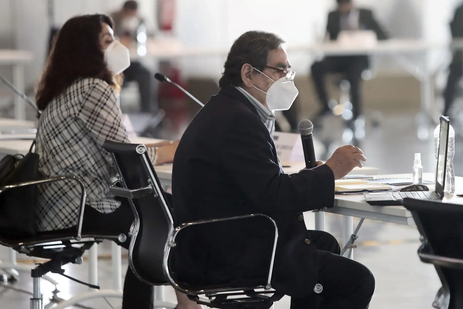 El presidente de la República, Francisco Sagasti, preside la reunión del Gore Ejecutivo, espacio de articulación entre ministros de Estado y gobernadores regionales para consensuar acciones en beneficio de los ciudadanos y sus territorios por la emergencia sanitaria de la covid-19. Foto: ANDINA/Prensa Presidencia