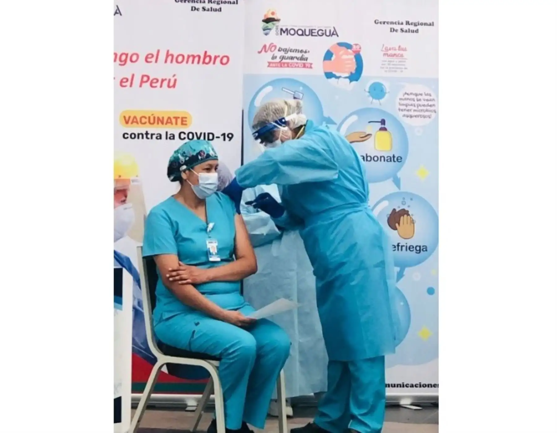 Moquegua logra vacunar contra el covid-19 al total de su personal de salud de primera línea que trabaja en los hospitales del Minsa y EsSalud. Foto: ANDINA/difusión.
