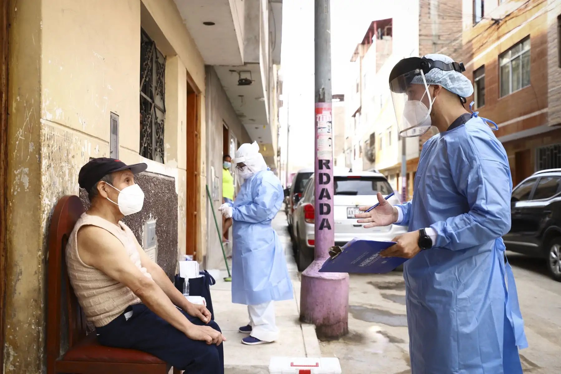 Municipalidad de Lima  continúa trabajando con la estrategia Operación Tayta, a fin de identificar casos de COVID-19 entre la población más vulnerable y brindar el tratamiento necesario para cortar la cadena de contagios del coronavirus. Foto:ANDINA/Municipalidad de Lima