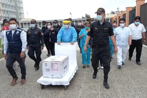 Chimbote recibió un lote de 1,705 vacunas contra el covid-19. Foto: ANDINA/Difusión
