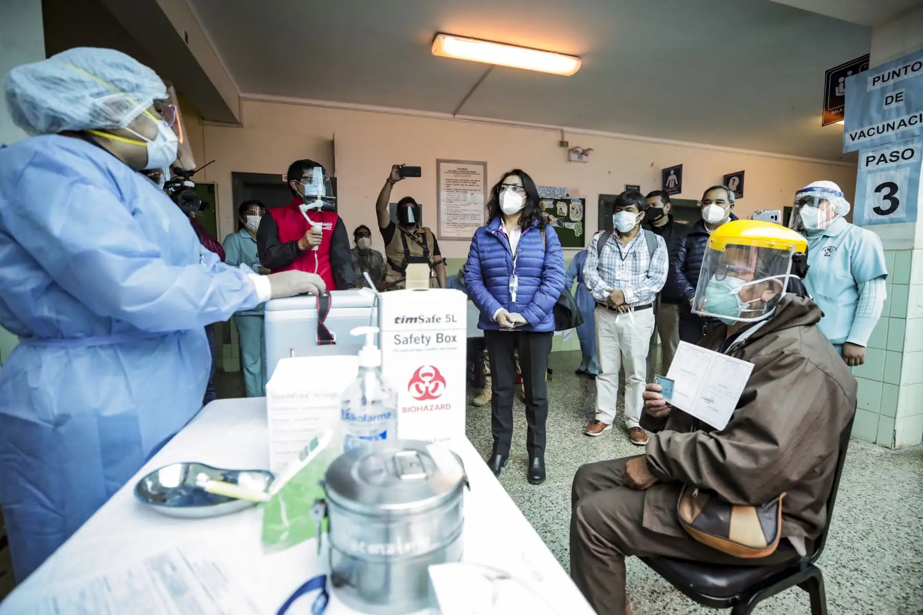 Presidenta del Consejo de Ministros, Violeta Bermúdez llega a la región de Cusco con el objetivo  de asegurar  que el proceso de vacunación sea transparente y se realice respetando el orden establecido por el Ministerio de Salud.
Foto: PCM