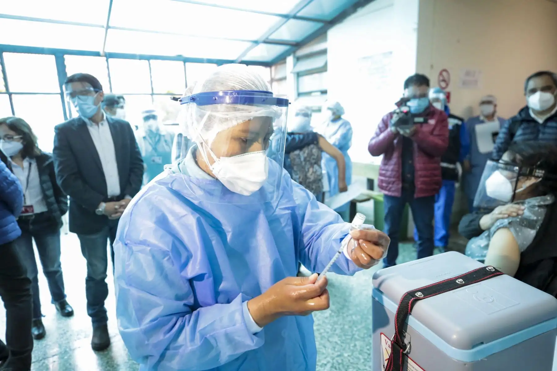 Presidenta del Consejo de Ministros, Violeta Bermúdez llega a la región de Cusco con el objetivo  de asegurar  que el proceso de vacunación sea transparente y se realice respetando el orden establecido por el Ministerio de Salud.
Foto: PCM