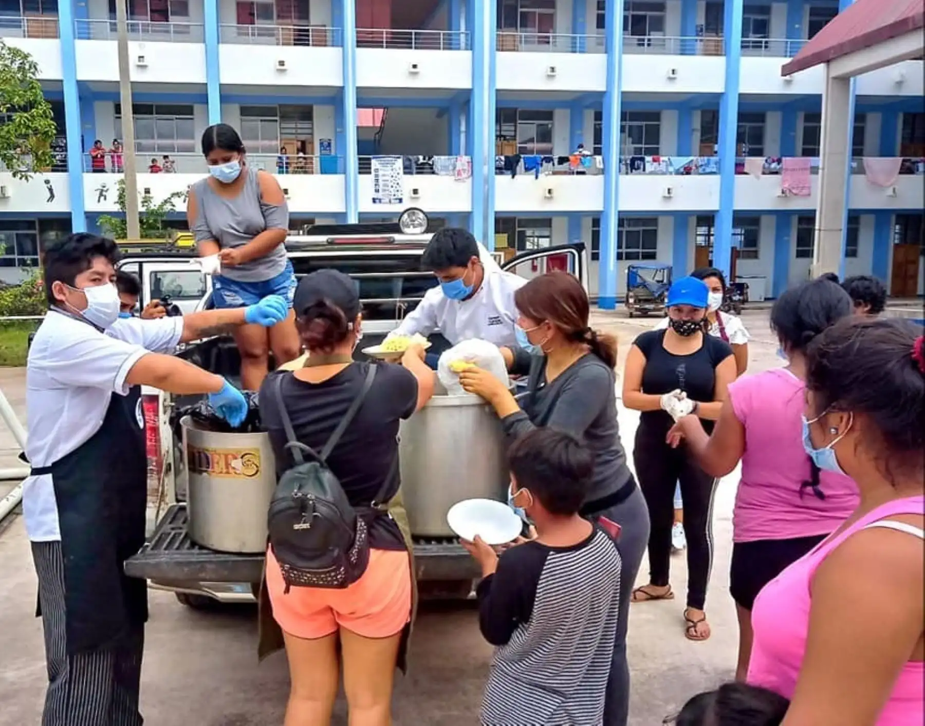 Diez colegios de Madre de Dios fueron acondicionados para albergar a cientos de damnificados por las inundaciones y lluvias intensas que afectaron a diversas localidades de esta región. ANDINA/Difusión
