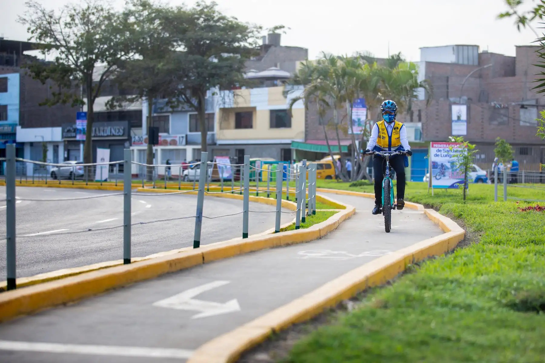 Alcalde Jorge Muñoz inaugura ciclovía de Avenida Los Jardines en San Juan de Lurigancho.

Foto: ANDINA/Municipalidad de Lima