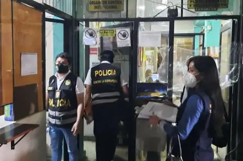 Según la indagación policial, al interior de la comuna funcionaría una presunta organización criminal Los Pulpos de Satipo, integrada por funcionarios ediles, a quienes se les atribuyen los delitos de organización criminal, contra la administración pública, entre otros. Foto: ANDINA/Difusión