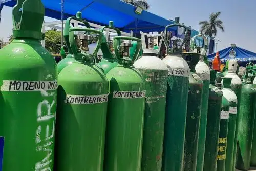 El Ministerio de Salud enviará 500 balones de oxígeno al distrito de San Juan Bautista, en Loreto, para atender alta demanda de insumo. ANDINA/Difusión