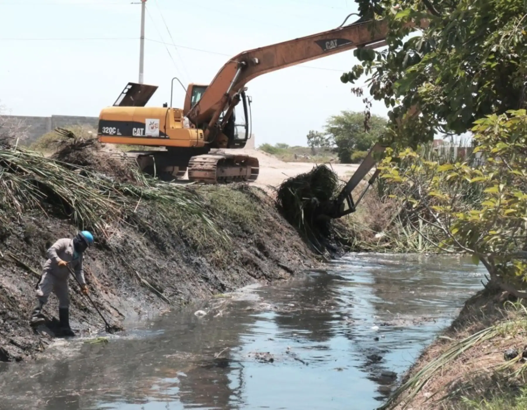 Lambayeque inicia mantenimiento de drenes para prevenir posibles daños por lluvias en zonas urbanas y agrícolas. ANDINA/Difusión