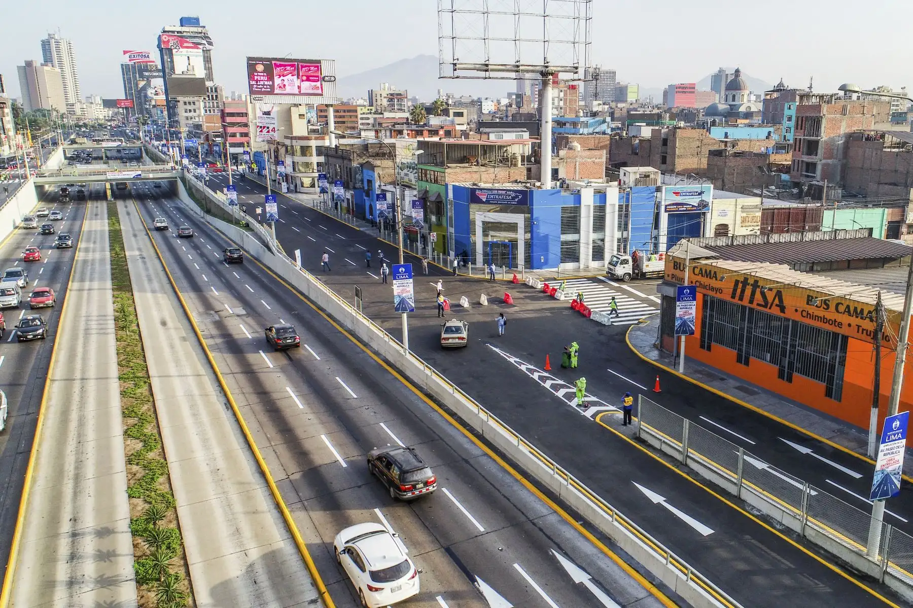 El alcalde de Lima, Jorge Muñoz, inauguró la ampliación de un nuevo tramo de la Av. Paseo de la República, en el límite de los distritos de La Victoria y el Cercado. Foto:ANDINA/Municipalidad de Lima