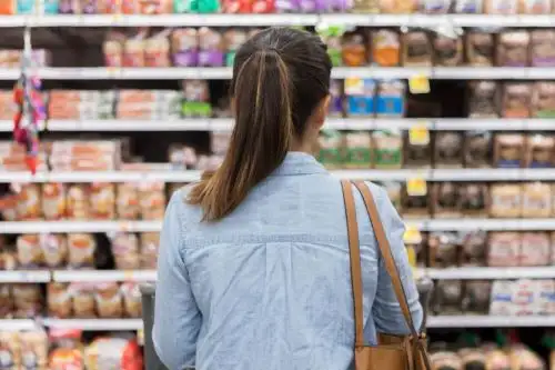 Más del 60 % de peruanos mayores de 15 años sufre de sobrepeso u obesidad, y podría padecer enfermedades crónicas o hacer formas graves de covid-19. Foto: cortesía.