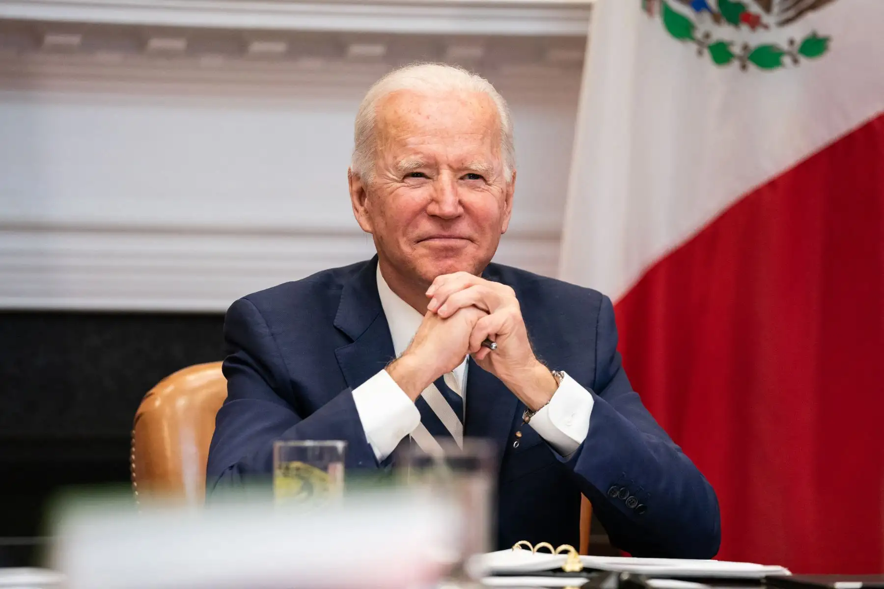 Biden anunció, además, que los centros de producción de las vacunas de Johnson & Johnson funcionarán desde ahora las "24 horas del día, los siete días de la semana". Foto: AFP