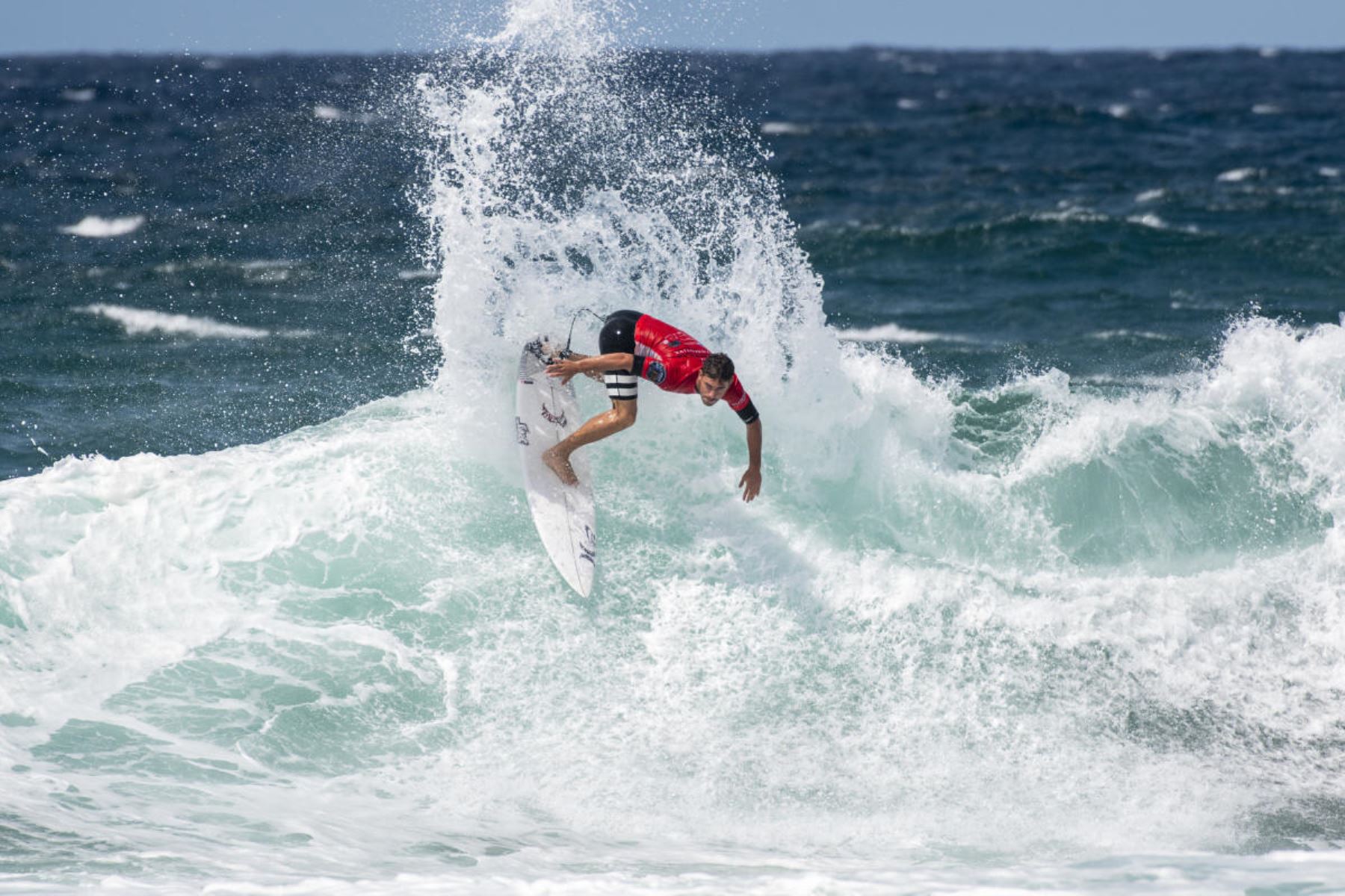 Alonso Correa será uno de los exponentes del surf peruano que peleará por estar en el Mundial.