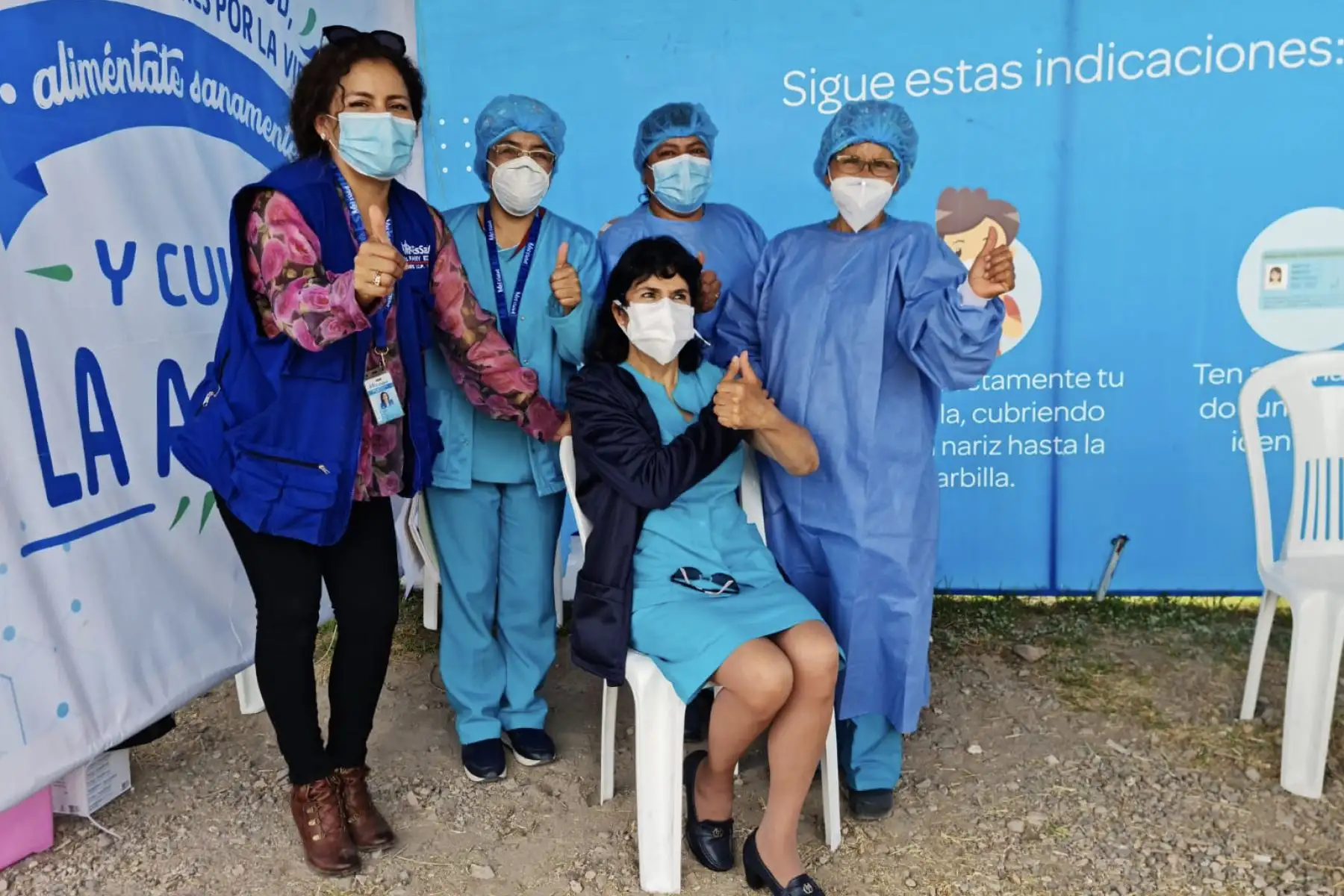 Con emoción y esperanza, personal asistencial de EsSalud Cusco, recibe a partir de hoy la segunda dosis de la vacuna de Sinopharm contra la Covid-19. Foto: ANDINA/Difusión