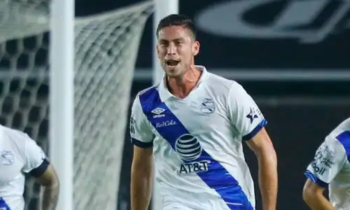 Santiago Ormeño sigue haciendo goles en México.