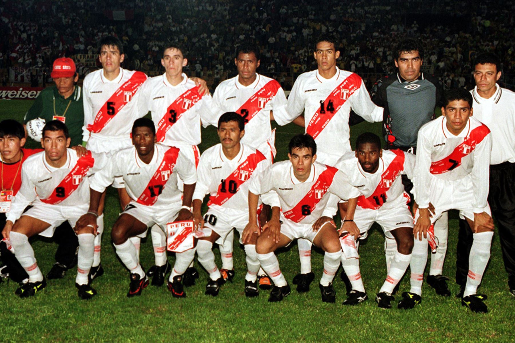 Miguel Miranda en la selección peruana que enfrentó a Brasil en las semifinales de la Copa América - Bolivia 1997. 
Foto: AFP