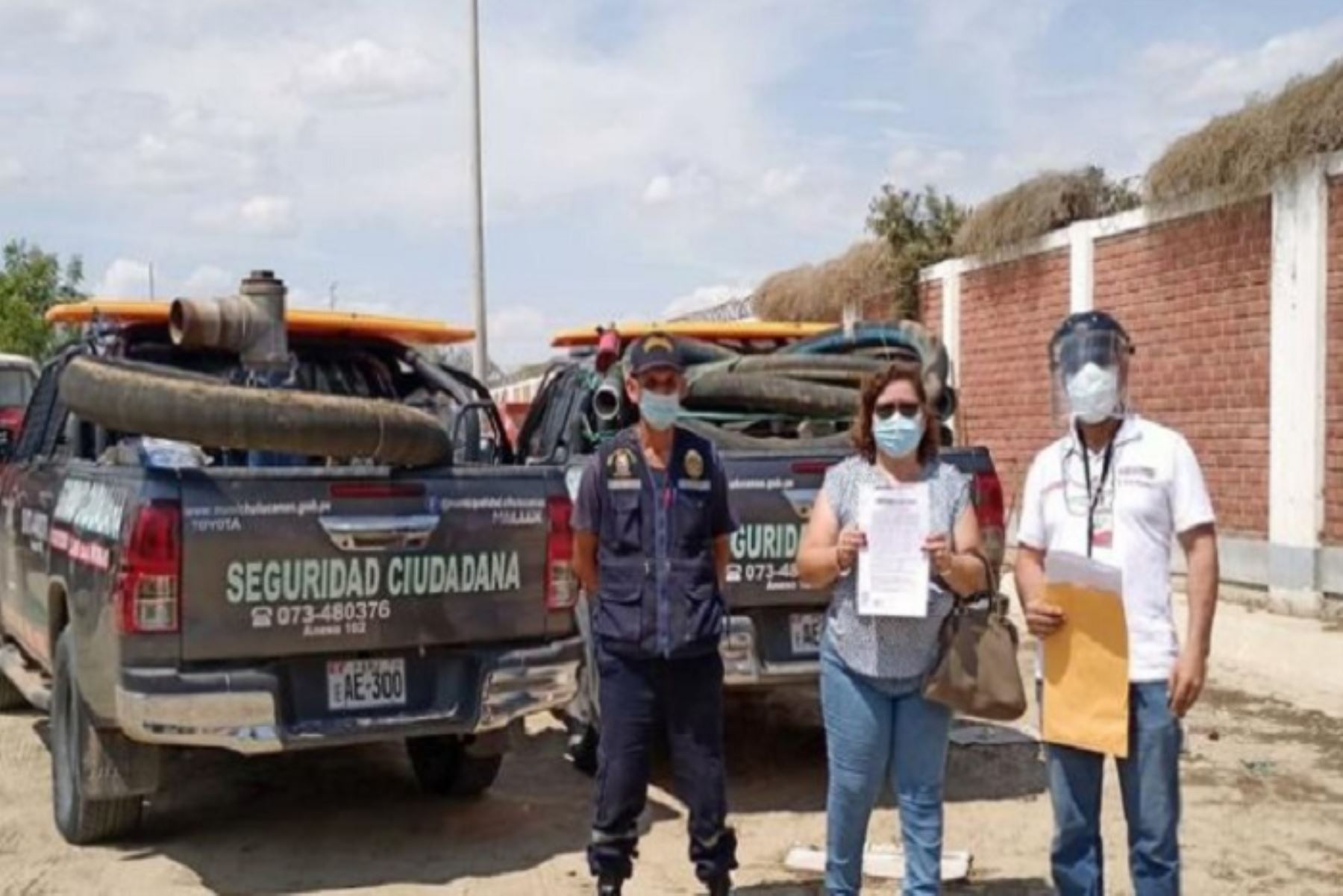 MVCS entrega 12 motobombas a municipalidades para atender emergencias en Piura