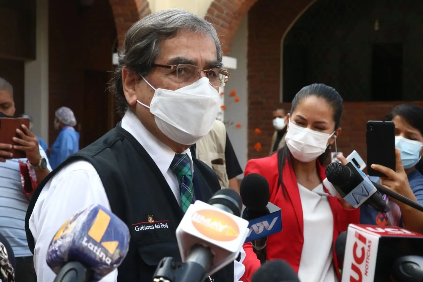 Ministro de Salud, Oscar Ugarte Ubillús. ANDINA/Vidal Tarqui
