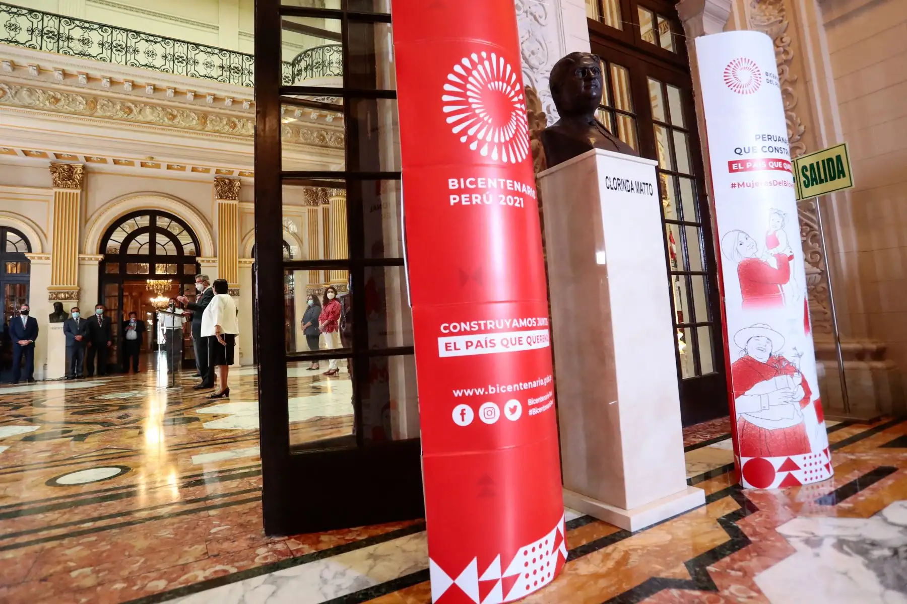 Presidente Francisco Sagasti participa en develación de bustos en homenaje a peruanas del Bicentenario en Palacio de Gobierno.
Foto: ANDINA/ Prensa Presidencia
