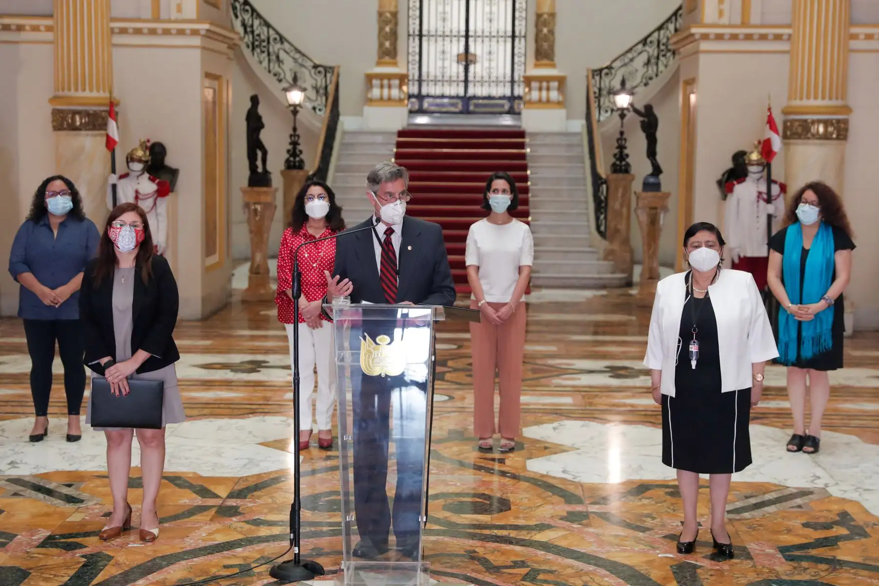 Presidente Francisco Sagasti participa en develación de bustos en homenaje a peruanas del Bicentenario en Palacio de Gobierno.
Foto: ANDINA/ Prensa Presidencia