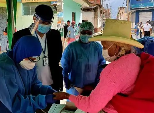 Áncash espera el pronto arribo de vacunas anticovid-19 para inmunizar a los adultos mayores, los más vulnerables ante la  pandemia de coronavirus. ANDINA/Difusión