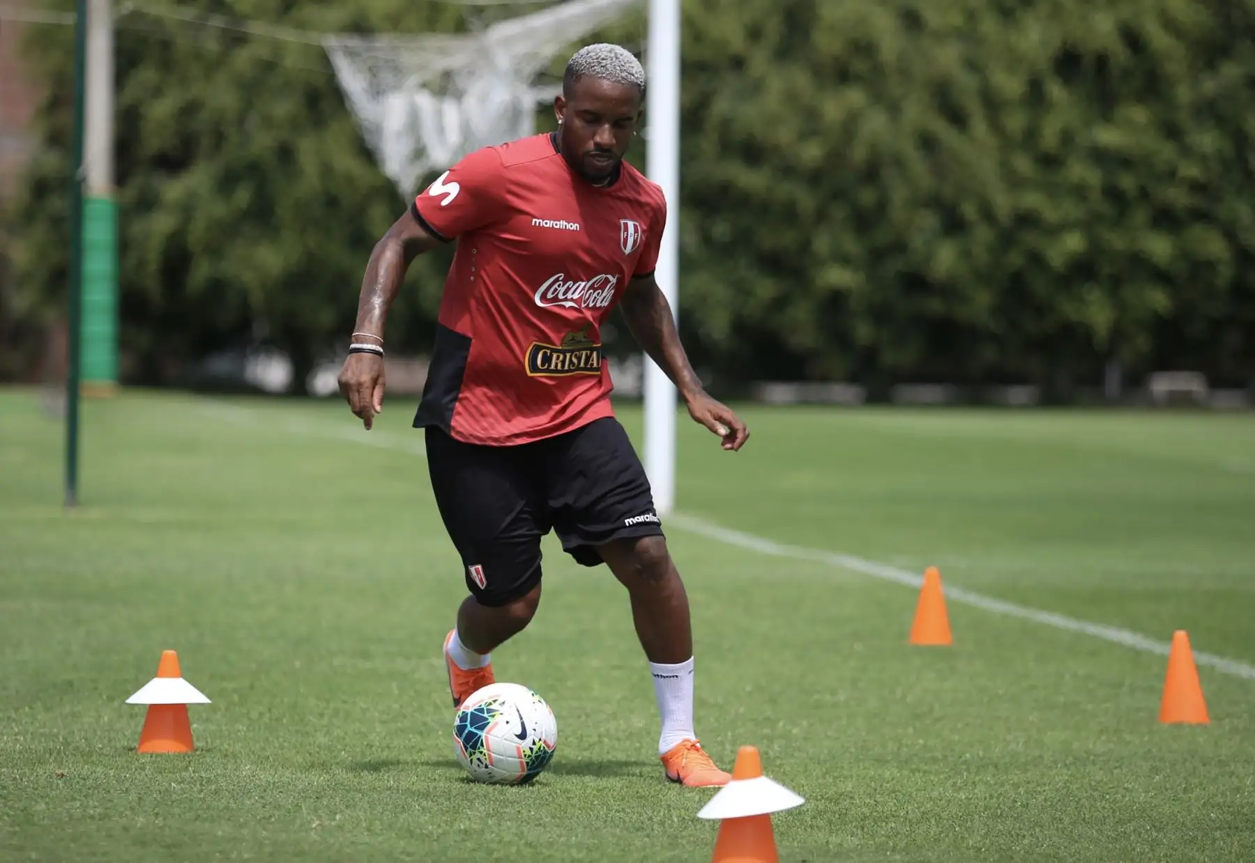 Jefferson Farfán de la Selección peruana continúa entrenamientos en la Videna con miras a las clasificatorias sudamericanas Catar 2022. Foto: FPF