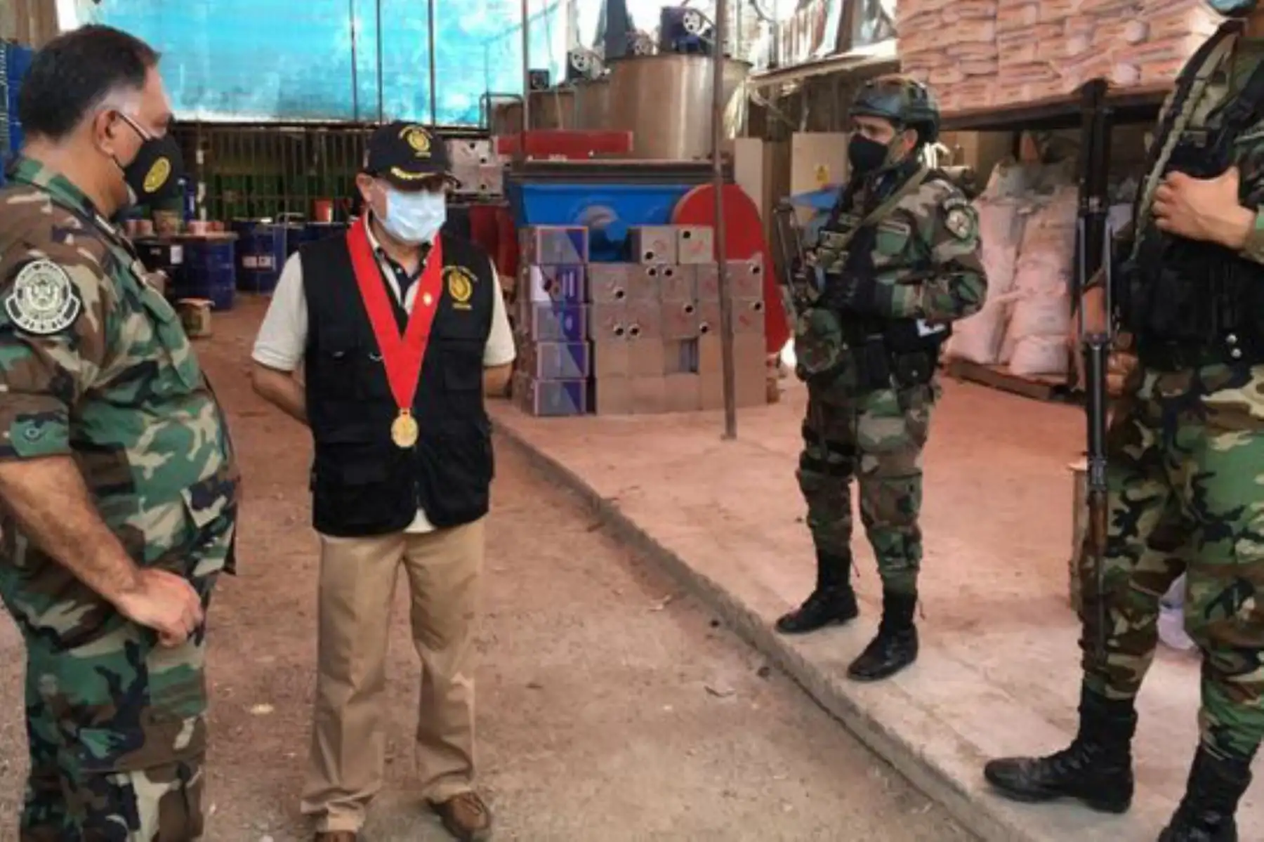 En el operativo Machala participaron 20 fiscales, 60 efectivos de la Dirandro y de la Diroes, así como 16 agentes de la Sunat. Foto: ANDINA/Difusión