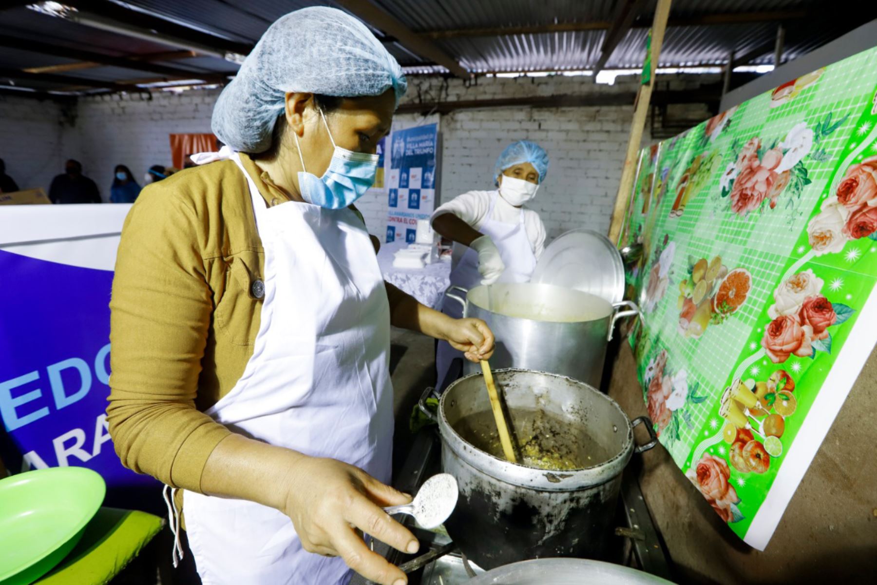 La ministra Silvana Vargas reconoció el trabajo de las organizaciones sociales que brindan alimentación a las personas más vulnerables. Foto: ANDINA/Difusión