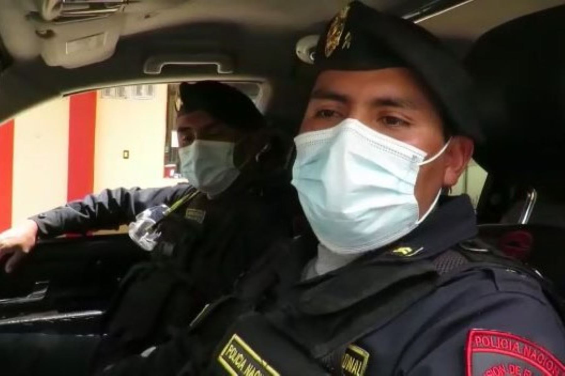 Suboficiales del Escuadrón de Emergencia que atendieron un parto durante su servicio policial en la ciudad de Huancayo.