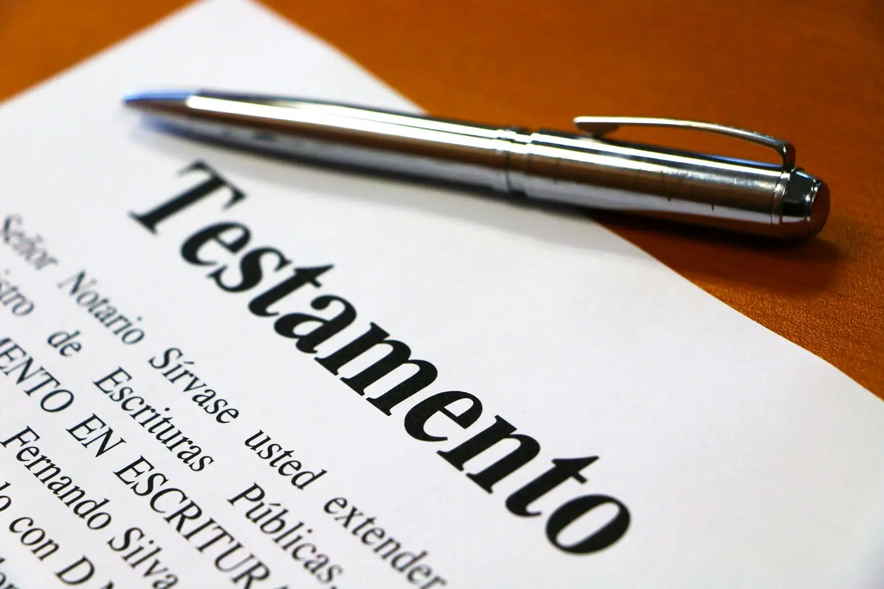 El testamento es un documento sobre la distribución del patrimonio que puede tramitarse ante notario e inscribirse en Sunarp. Foto: ANDINA/Difusión.