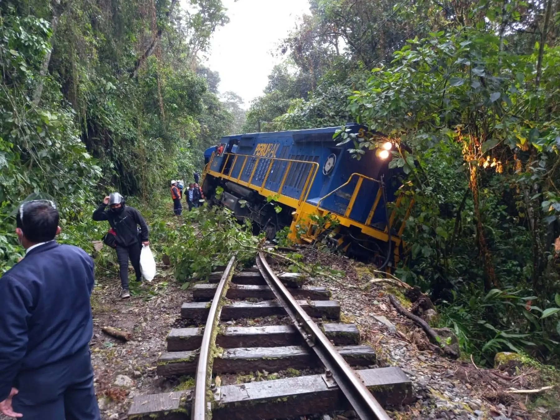Tren se descarriló hoy en la ruta Machu Picchu Hidroeléctrica sin causar daños personales, informó la Policía Nacional.