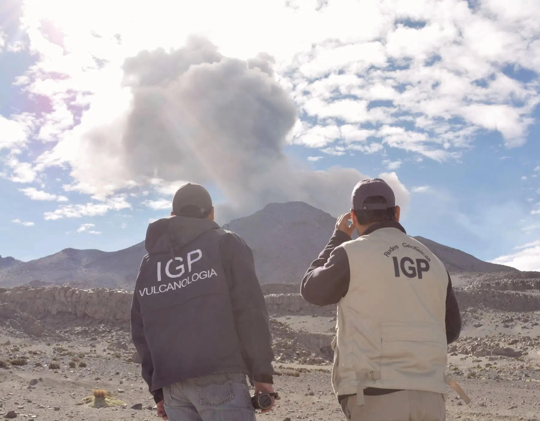 IGP reporta un descenso en la actividad de los volcanes ubicados en Moquegua, como el Ubinas, y cambia el nivel de alerta.