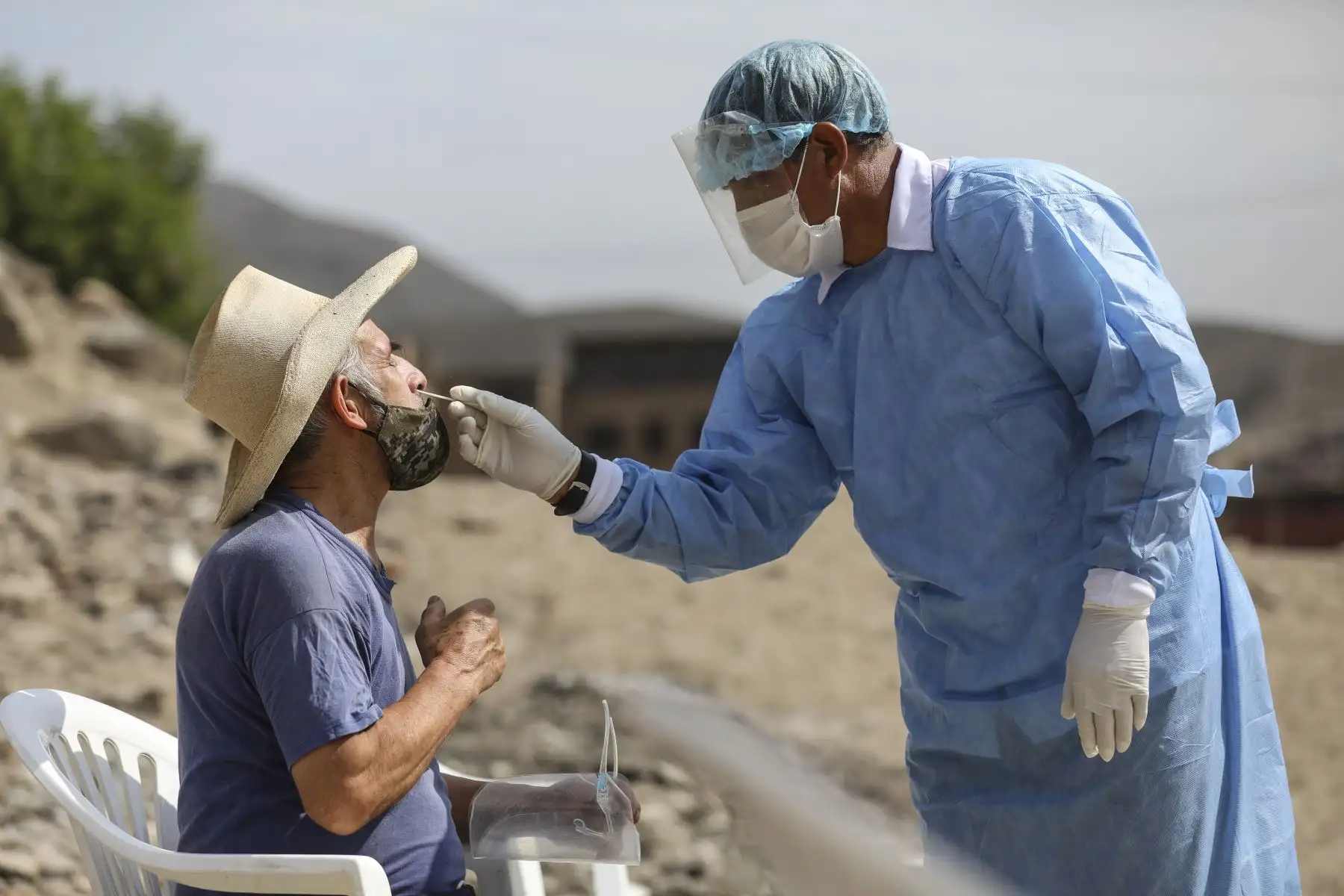 La Municipalidad de Lima a través del Sisol llevó la campaña de salud "Lima te cuida" a Villa María del Triunfo donde se realizaron descartes de covid-19 y otros servicios. Foto: MML