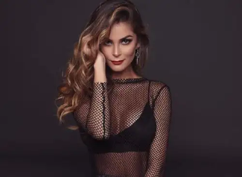 Laura Spoya inicia rodaje de cinta peruana "Prohibido Salir.