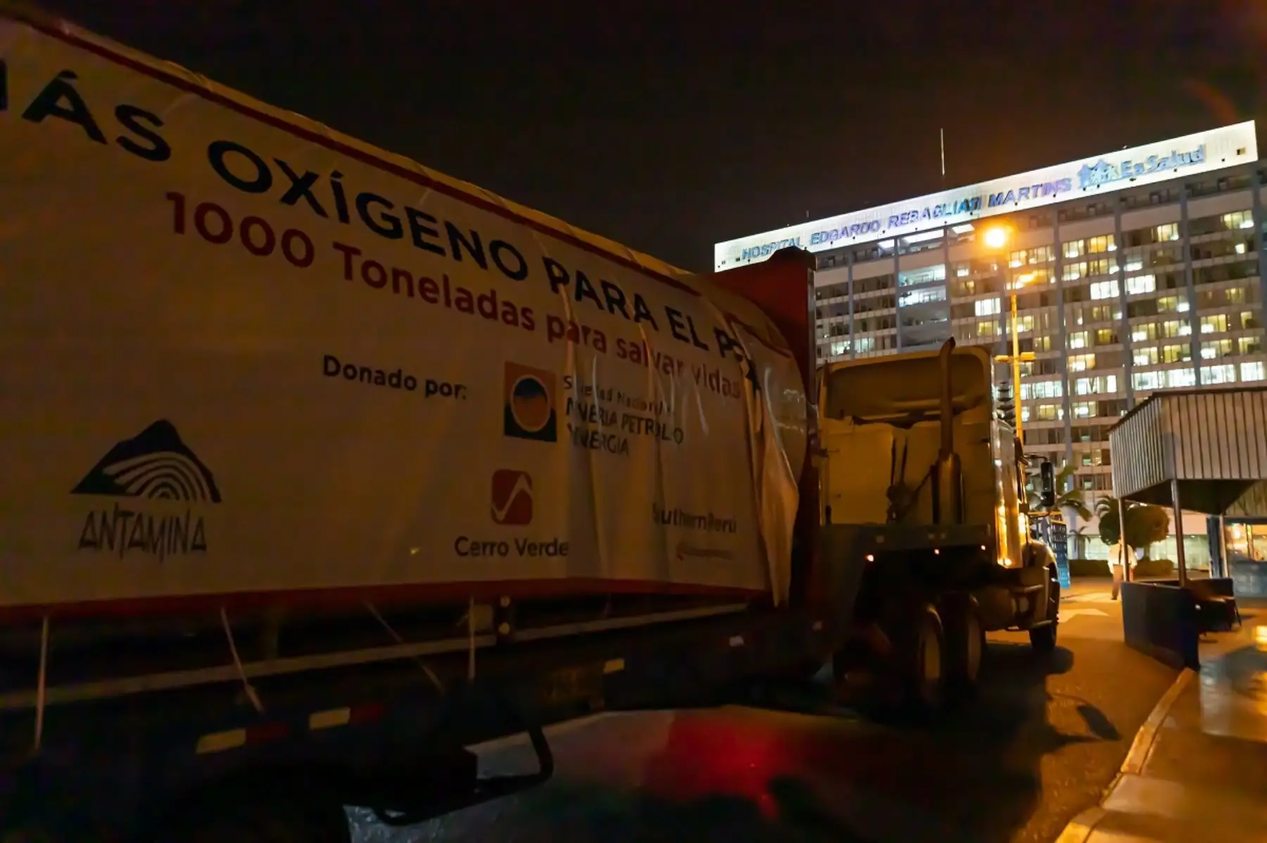 Oxígeno medicinal llega al hospital Eduardo Rebagliati de EsSalud, Foto: Cortesía.