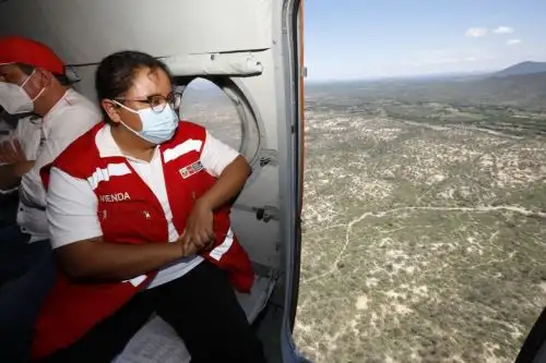 La ministra Solangel Fernández llegó a Piura para inspeccionar las acciones ante emergencias por lluvias intensas. Foto: ANDINA/MVCS