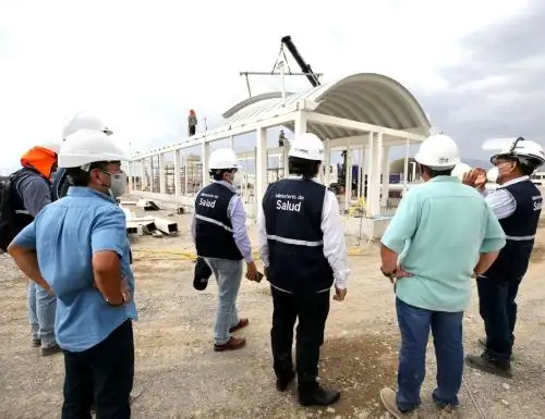 Ministerio de Salud destaca avances en la construcción del primer hospital modular del país que se construye en la región Ica para la atención de pacientes covid-19. ANDINA/Difusión