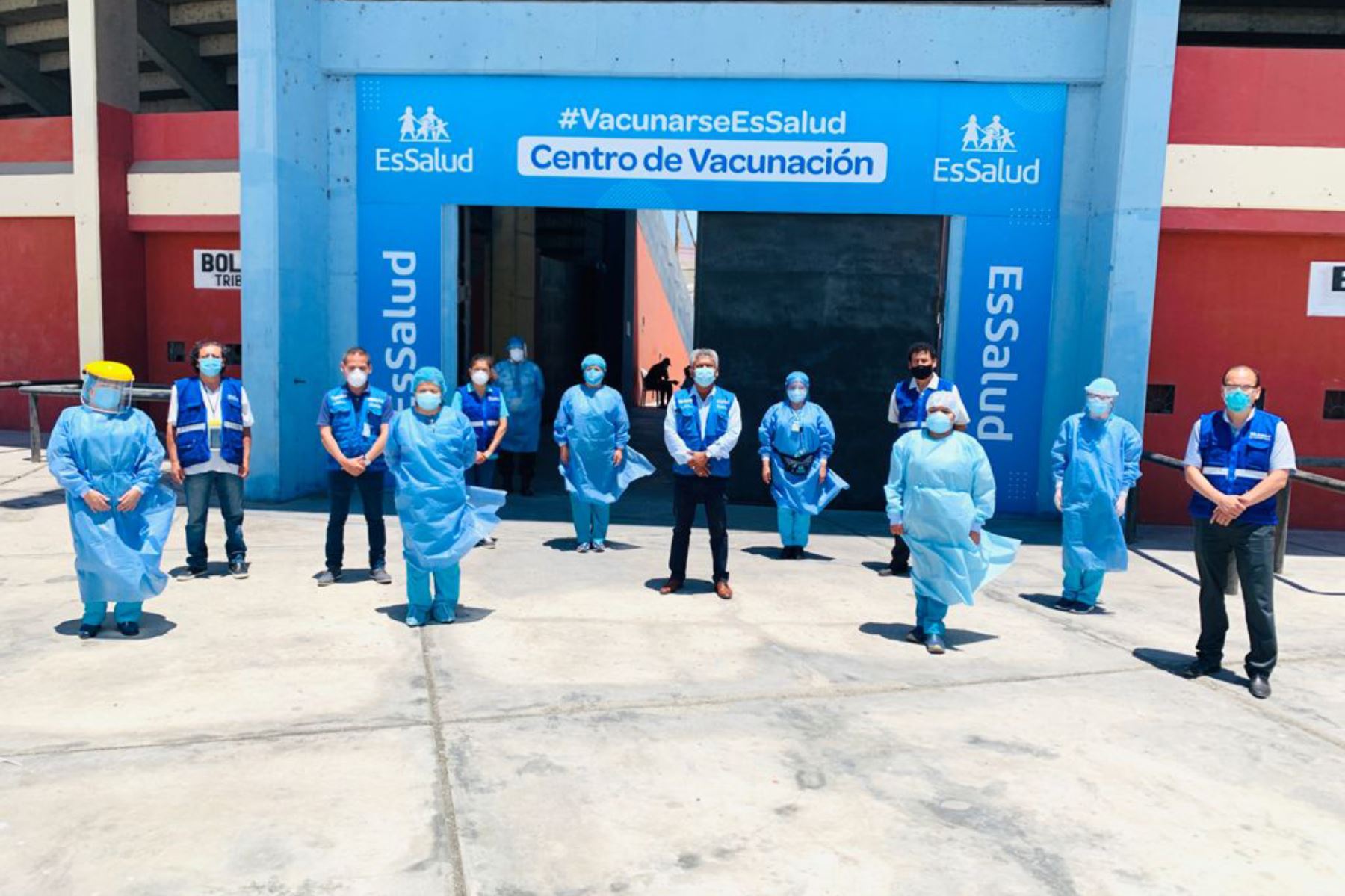 Un total de 106 trabajadores de la primera línea del Hospital I-Cono Sur y del Centro Médico Coishco recibieron la segunda dosis de la vacuna Sinopharm. Foto: ANDINA/Difusión