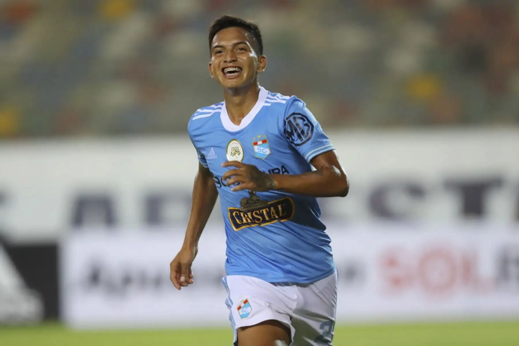 El futbolista Martín Távara de Sporting Cristal fue convocado por Jorge Fossati para la Selección Peruana, con miras a los partidos amistosos contra Nicaragua y República Dominicana. Foto: Liga 1