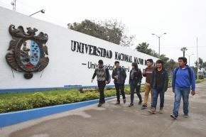 Jóvenes universitarios. Foto: ANDINA/Archivo