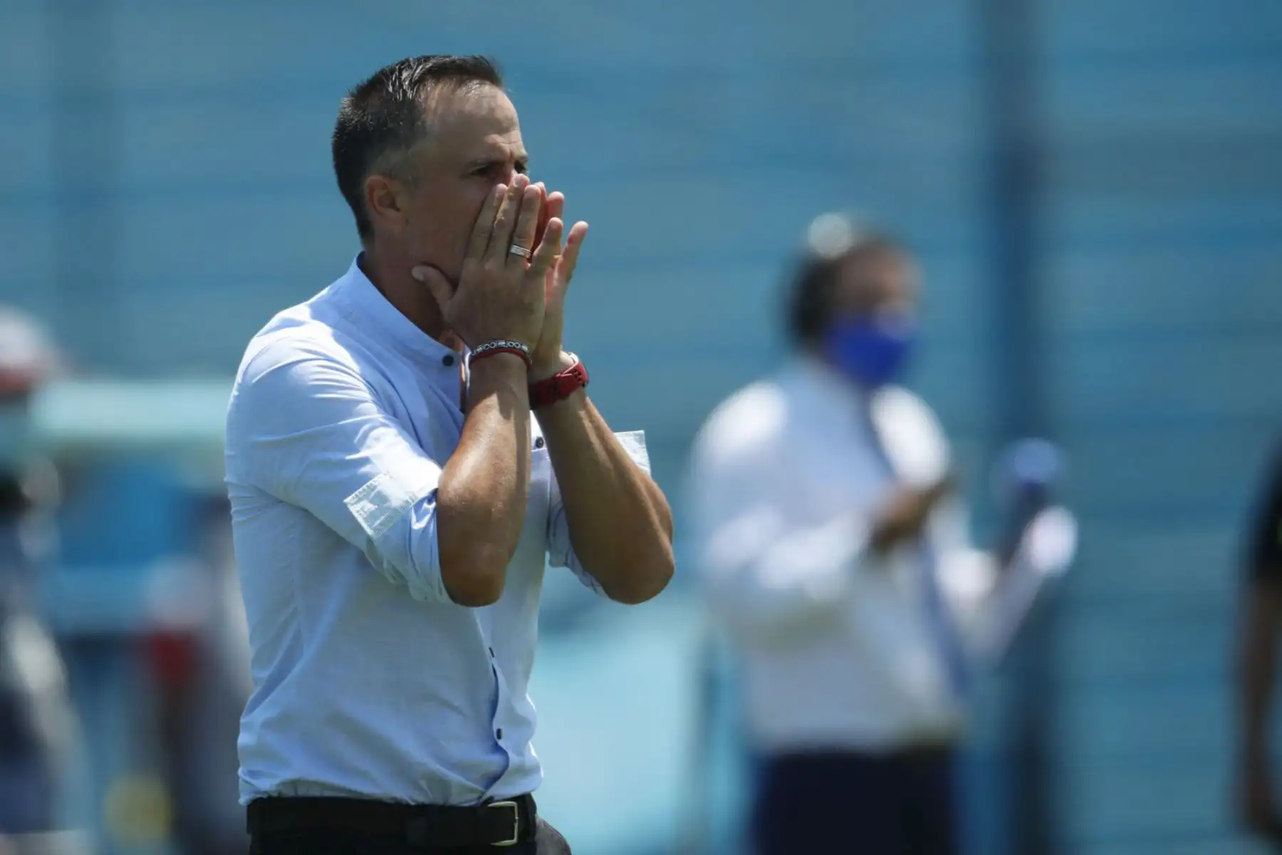El entrenador Pablo Peirano dirige a su equipo Carlos A. Mannucci quien se enfrenta al Cantolao.
Foto: @LigaFutProfdel