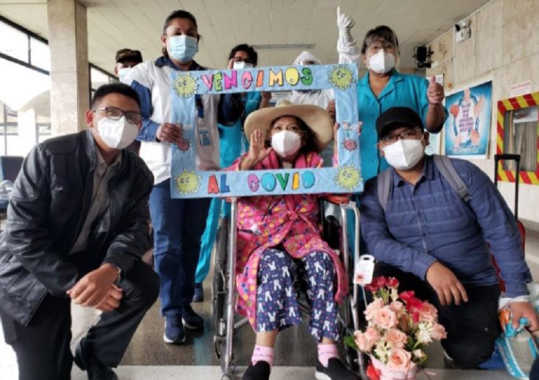 Una enfermera de primera línea de EsSalud Arequipa, venció al nuevo coronavirus después de permanecer más de 40 días en la Unidad de Cuidados Intensivos (UCI), luchando por su vida. Foto: EsSalud
