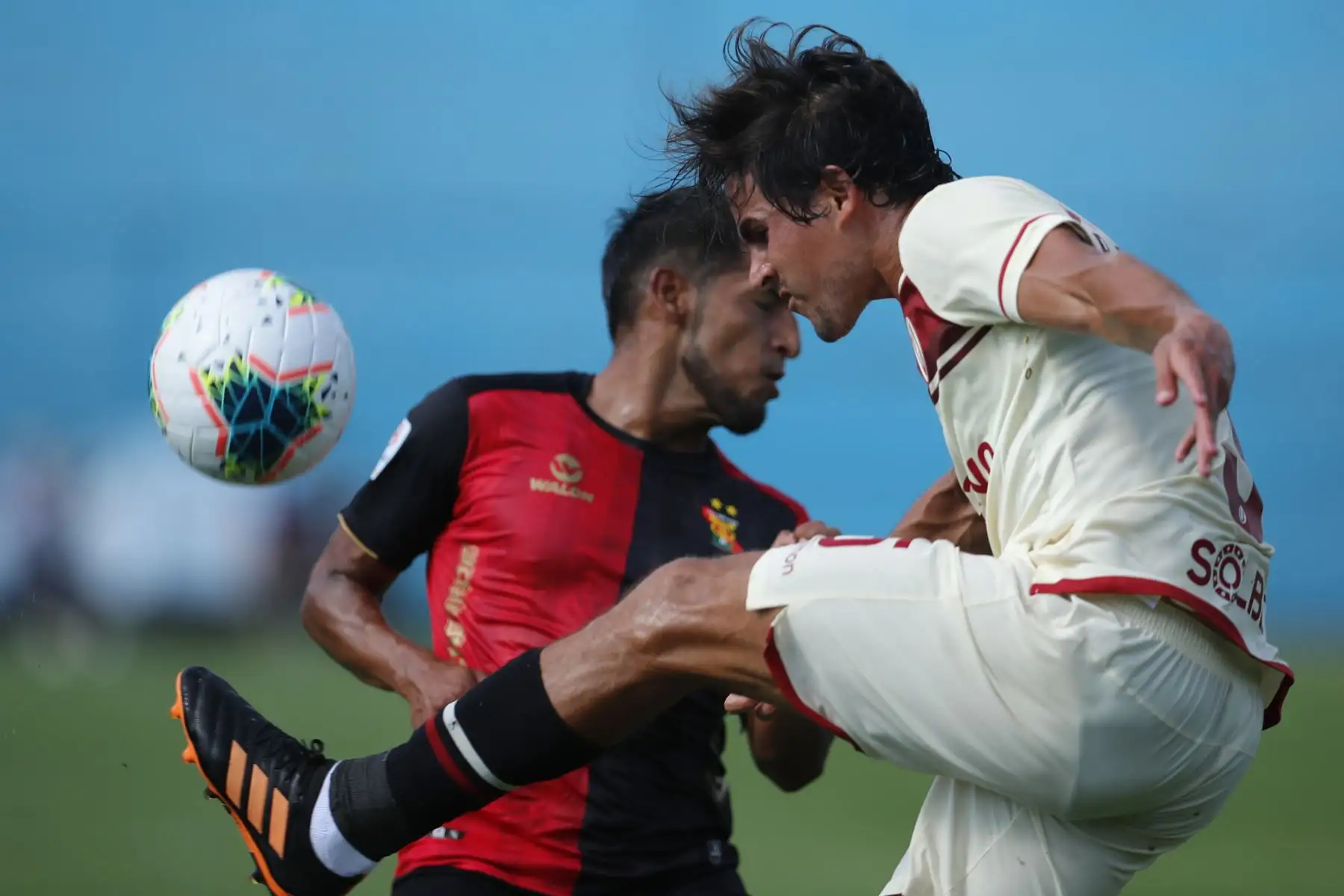 Partido de fútbol entre Universitario y  Melgar de Arequipa por el Grupo A de la Liga 1, de la fecha 1 jugado en el estadio Alberto Gallardo. 
Foto: Liga 1