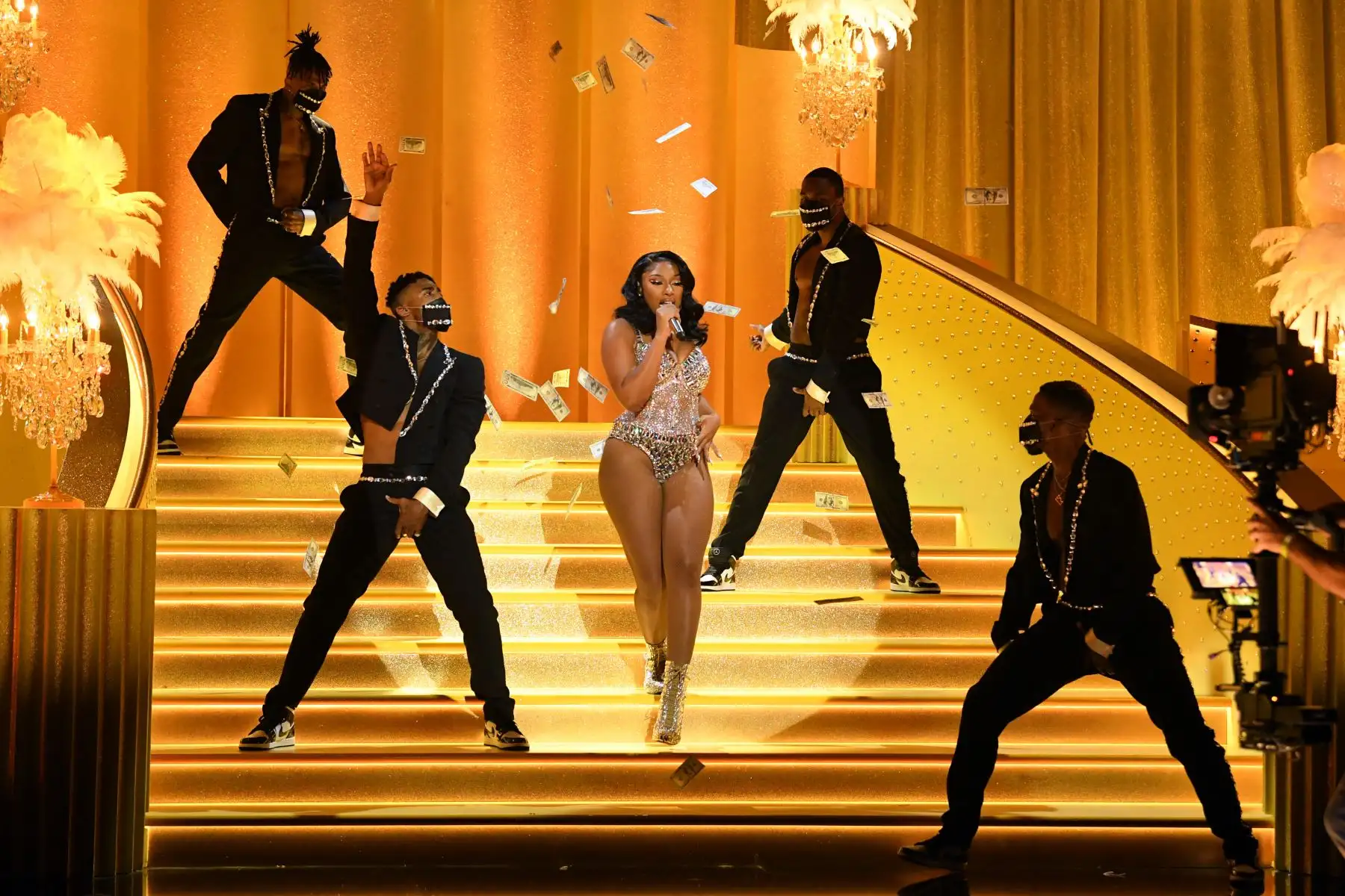 Megan Thee Stallion se presenta en el escenario durante la 63a Entrega Anual de los GRAMMY en el Centro de Convenciones de Los Ángeles en Los Ángeles. Foto: AFP