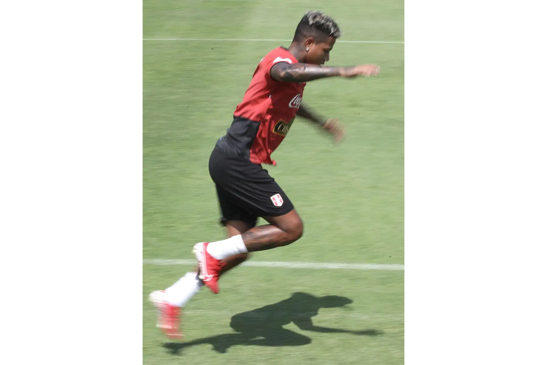 Jugadores de la Selección Peruana realizan trabajos de preparación en las instalaciones de la Videna FPF. Foto: FPF