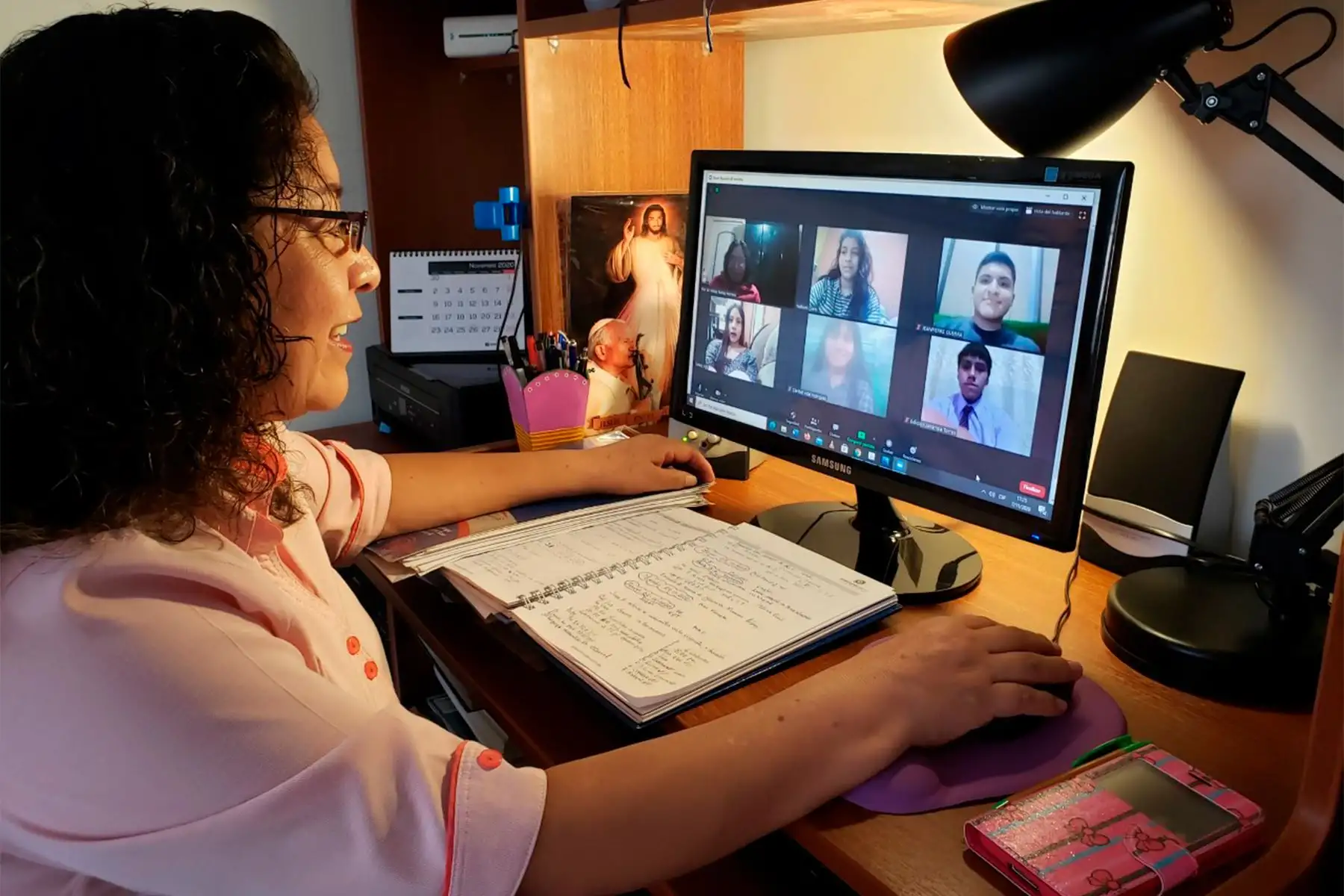 Informó que el Minedu ya ha distribuido más del 40 % de las tablets que adquirió y aseguró que a fin de mes se completará esta labor. Foto: ANDINA/Minedu